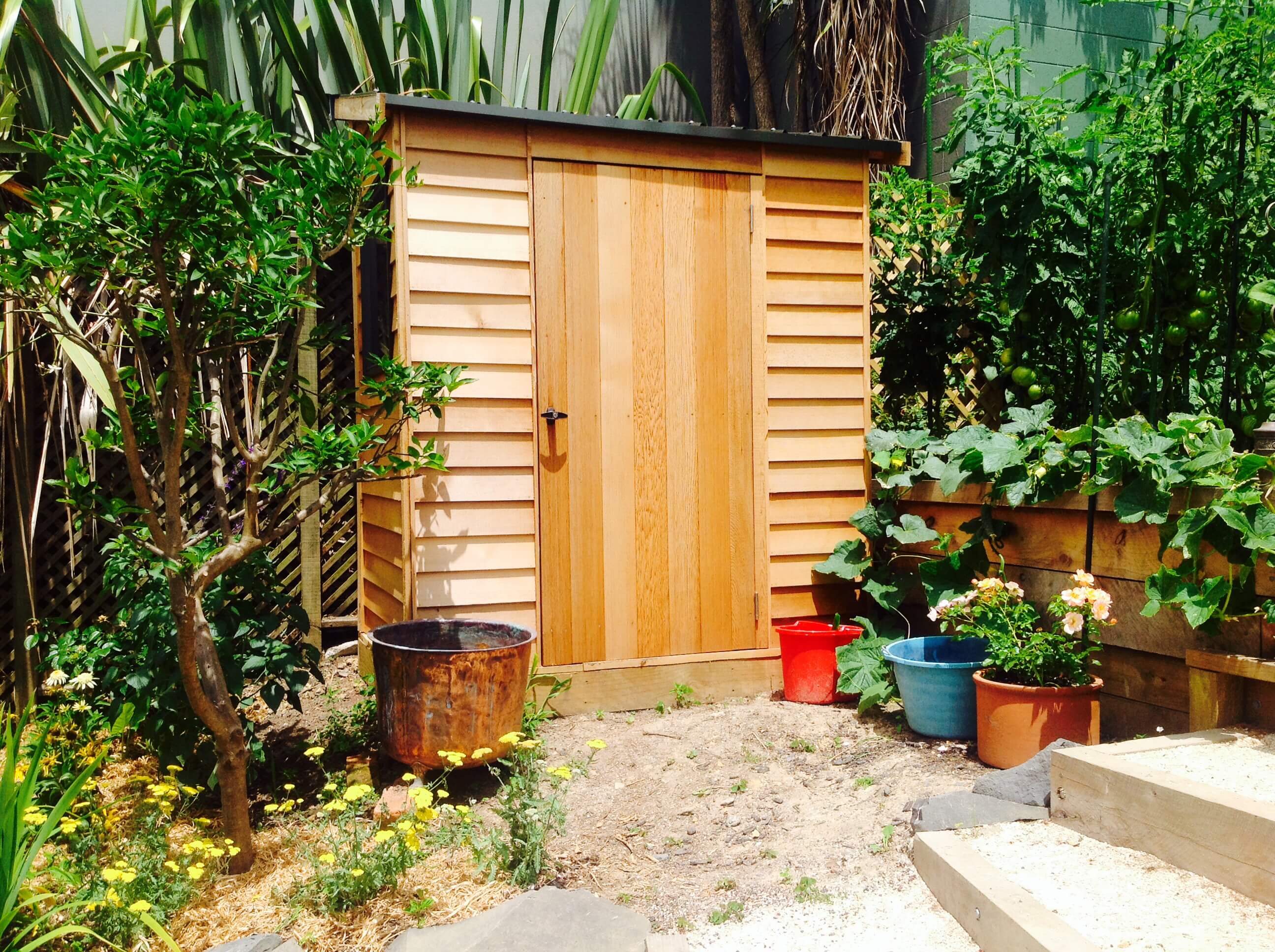 Sheds and Shelters - Garden Sheds and Garden Shelters